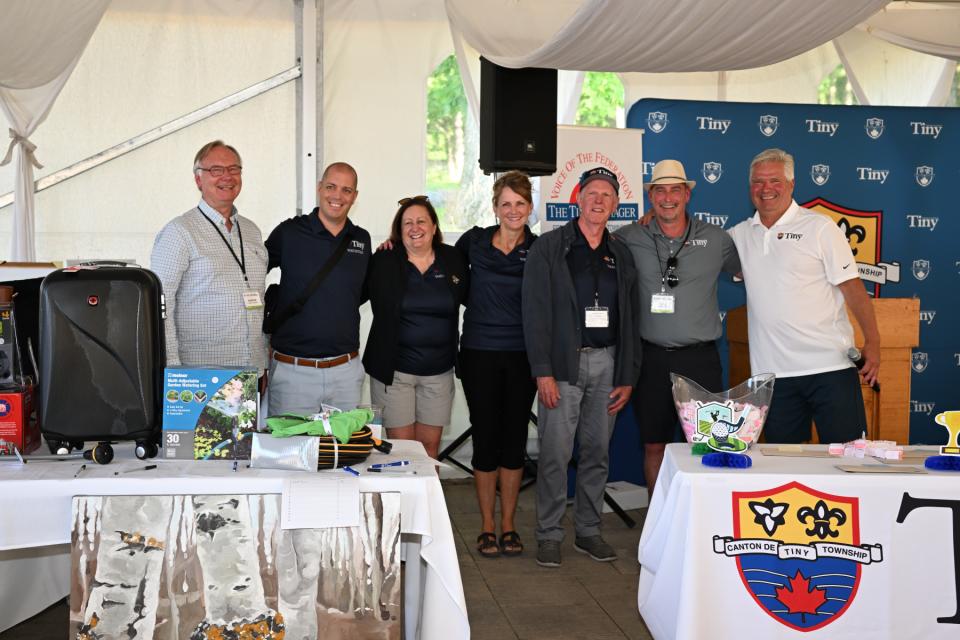 Mayor's Charity Golf Tournament Committee at the reception with Deputy Mayor Miskimins and Mayor Evans