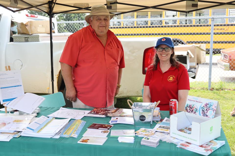 Representatives from the Simcoe County Federation of Agriculture