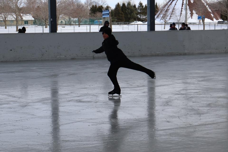 young male skater on the elmvale skating club